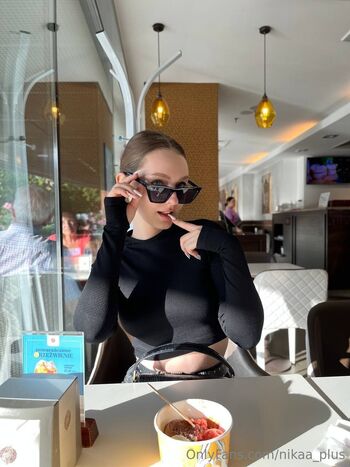 Lucy Blue / lucypinky nude photo #15