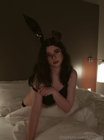 LUCY / lucyqrow nude photo #8