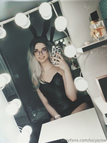 LUCY / lucyqrow nude photo #13