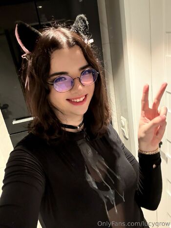 LUCY / lucyqrow nude photo #16