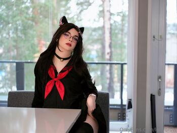 LUCY / lucyqrow nude photo #22