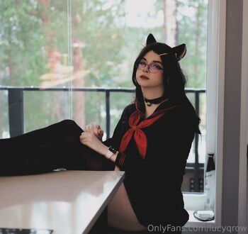 LUCY / lucyqrow nude photo #24