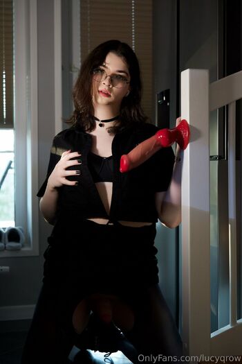 LUCY / lucyqrow nude photo #30
