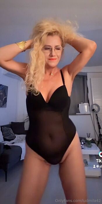 Ludmil / ludmila42 / svetlud43 nude photo #6