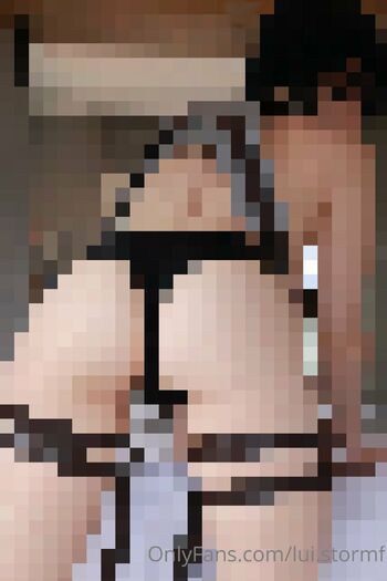 Lu / lui.stormf nude photo #35