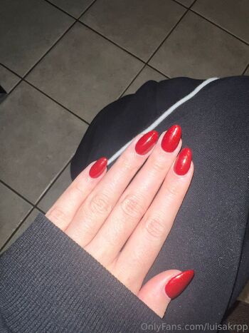 LUISA - your favorite hoe / luisakrpp nude photo #4