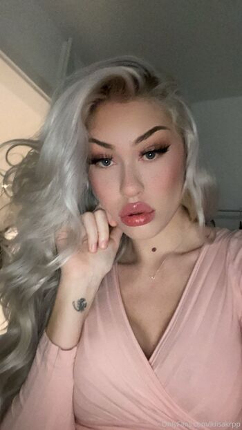 LUISA - your favorite hoe / luisakrpp nude photo #29