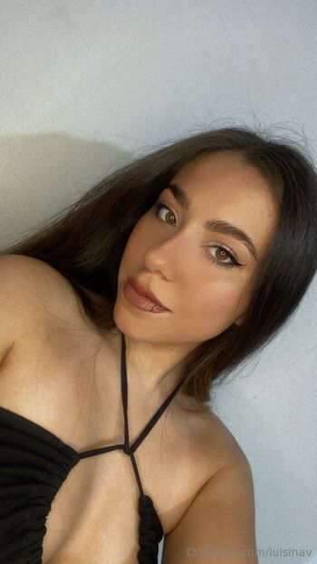 lil / luisinav nude photo #18