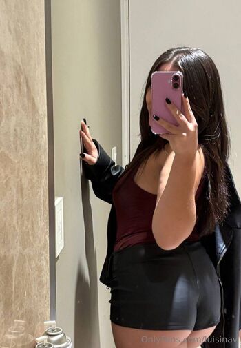 lil / luisinav nude photo #23