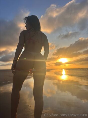 Luiza Velasco / luizavelasco / unforgettablemia nude photo #24