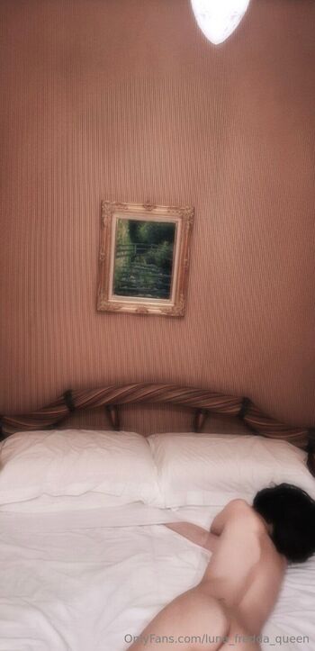 LunaFreddaQuee / luna_fredda_queen nude photo #3
