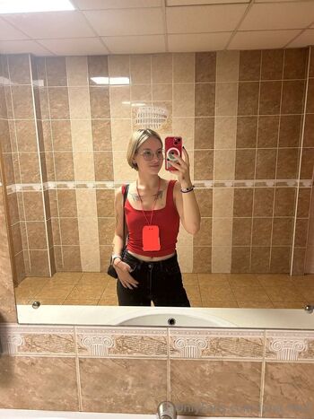 Eva / luna_mul nude photo #5