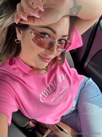 Lunaaur / lunaaura_home nude photo #1