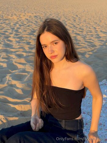 LunaAur / lunaauraaa nude photo #24