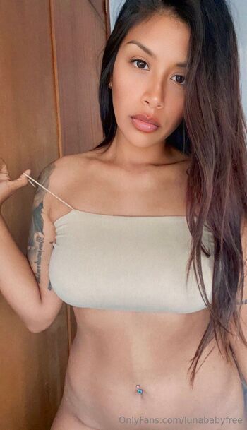 Luna / lunababyfree nude photo #1