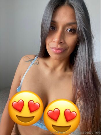 Luna / lunababyfree nude photo #5