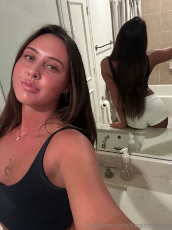 luna / lunabrooksss nude photo #32