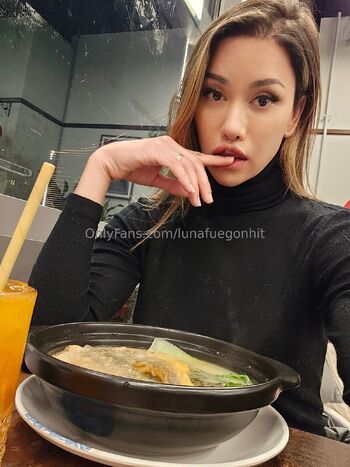 Luna Fueg / lunafuegonhit nude photo #16