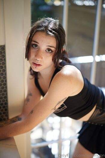 Lun / lunamoon nude photo #29