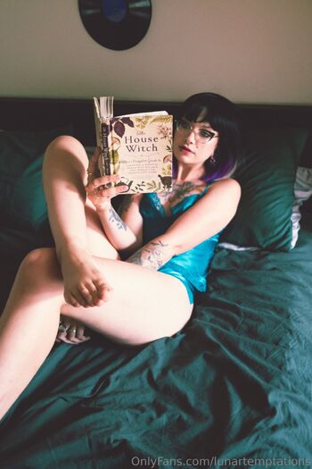 Luna Temptres / lunartemptations / lunartemptationssg / lunartemptati0n / temptressluna nude photo #12