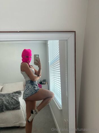 Luna / lunasmithx nude photo #5