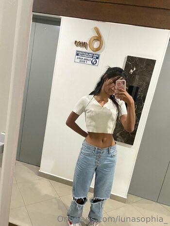 18yo Luna Sophia / lunasophia_ nude photo #11