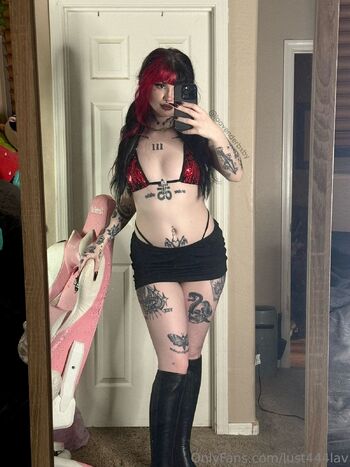 𝖑𝖆𝖛𝖊𝖓𝖉𝖊𝖗 / lust444lav / laavenderbxby nude photo #13