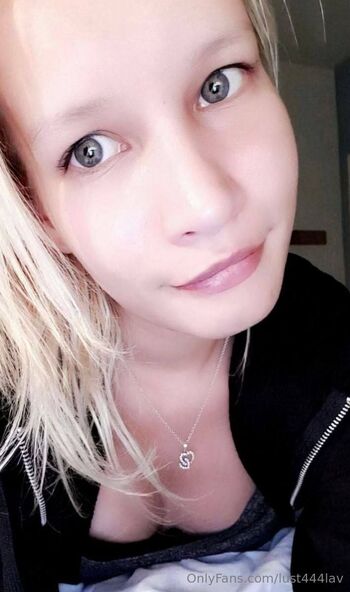 𝖑𝖆𝖛𝖊𝖓𝖉𝖊𝖗 / lust444lav / laavenderbxby nude photo #38