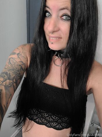 Luvkitty6 / luvkitty69 nude photo #21