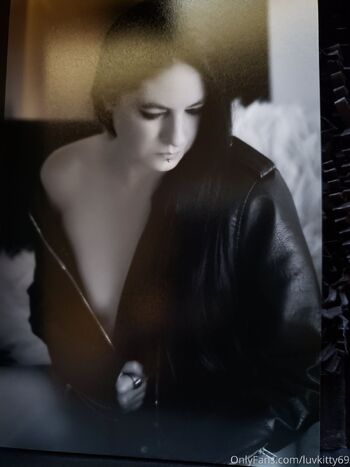 Luvkitty6 / luvkitty69 nude photo #35