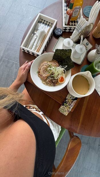 luxury girl / luxurygirl_xss nude photo #5