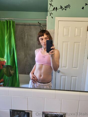 Lux / luxx33tah / luxxeluxe13 nude photo #17