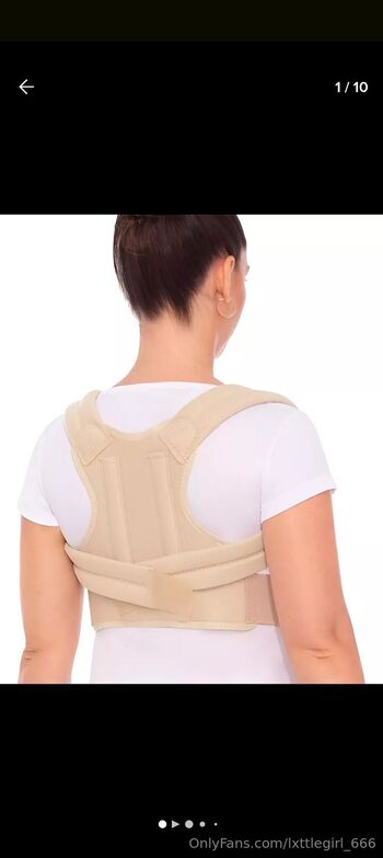 Naive girl / lxttlegirl_666 nude photo #16