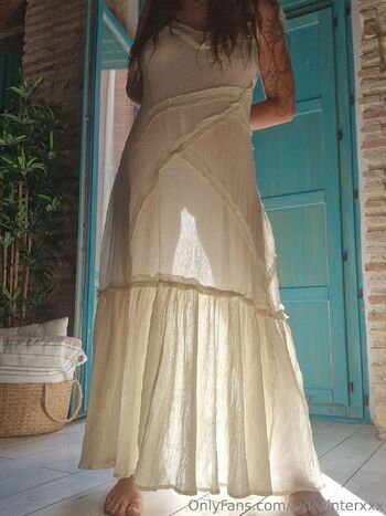 Lydi Winter - Your Hairy Queen / lydiwinterxxx nude photo #6