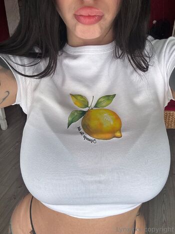 Lyn Believ / lynxxx2000 nude photo #12