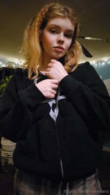 Lyric Tiana Top Creator / lyrictiana nude photo #23