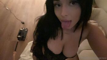 Sky / lyxd.toni nude photo #14