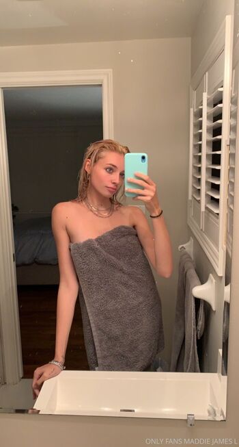 Maddie Little / maddiejamesl nude photo #2