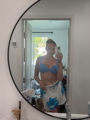 Maddie Little / maddiejamesl nude photo #9