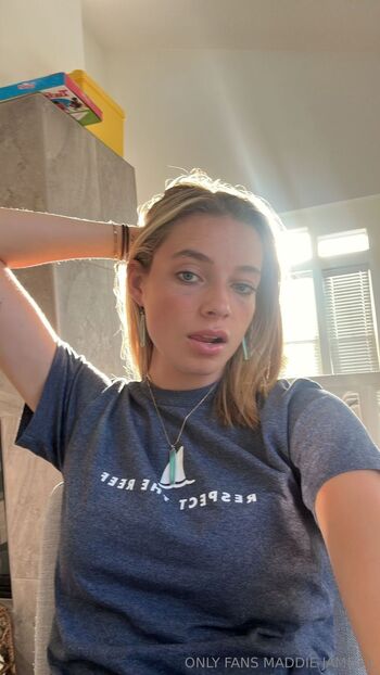 Maddie Little / maddiejamesl nude photo #11