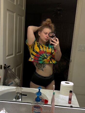 Maddie Michael / maddiexmichaels nude photo #24