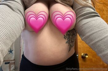 Maddie Michael / maddiexmichaels nude photo #31