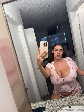 Maddie Rae / maddiexovip nude photo #28