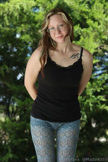 MaddiKitt / maddikitti nude photo #36