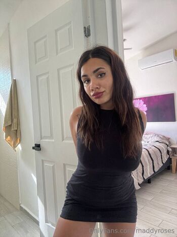 Maddy / maddyroses nude photo #10