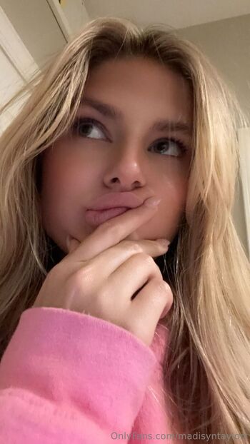 Madisy / madisyntaylorr nude photo #13