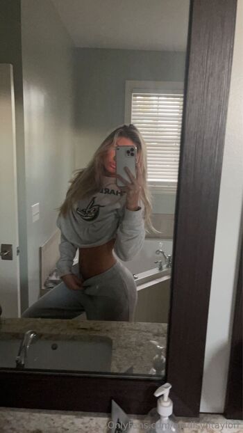 Madisy / madisyntaylorr nude photo #15