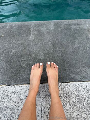 C / madmardy nude photo #18