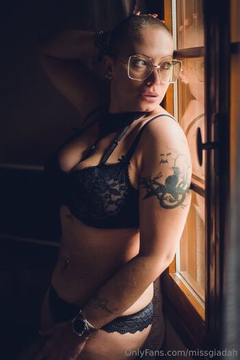 Madre Natur / madrenaturah nude photo #23