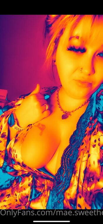 Ma / mae.sweetheart nude photo #14